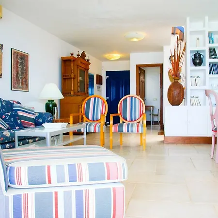Oceanview Sara's Village Villa *