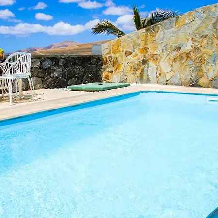 Oceanview Sara's Village * 푸에르토카레로